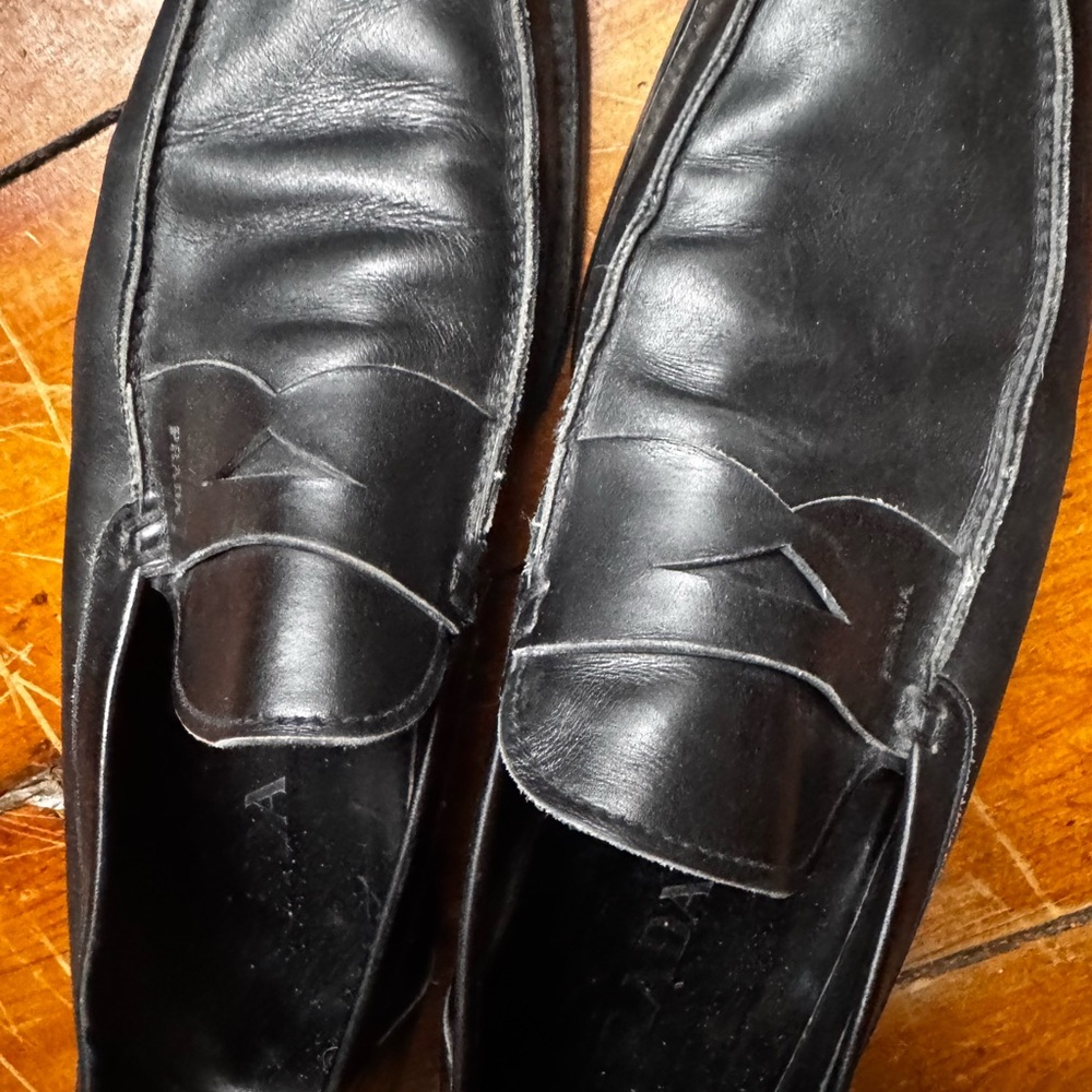 Prada Black Leather men’s shoes  Loafers size 9